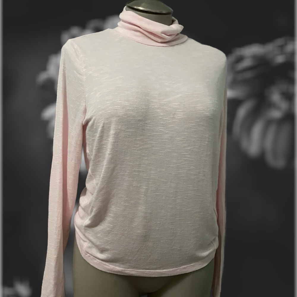 Universal Thread Soft Pink Turtleneck Sweater